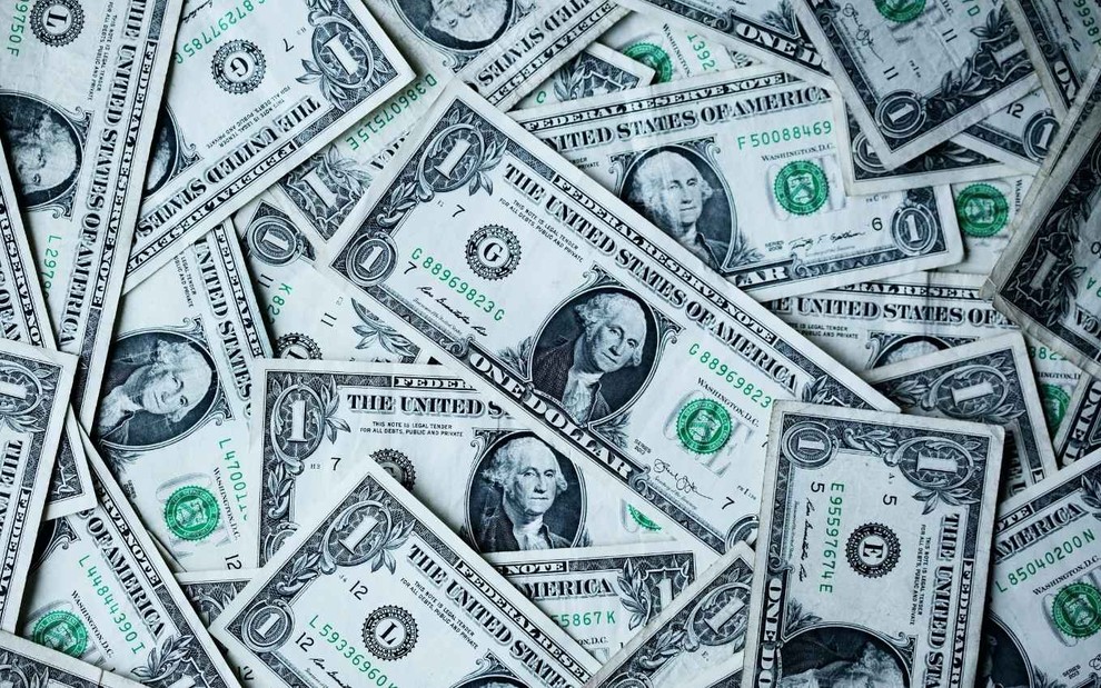 investimento-segunda-dolar-investimento-foto-alexander-grey-unsplash_fixed_large